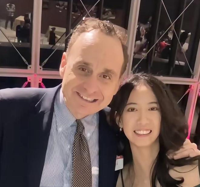 惹争议沈逸辣评一针见血本人回应来了凯发k8入口中国女生蒋雨融哈佛演讲(图6)